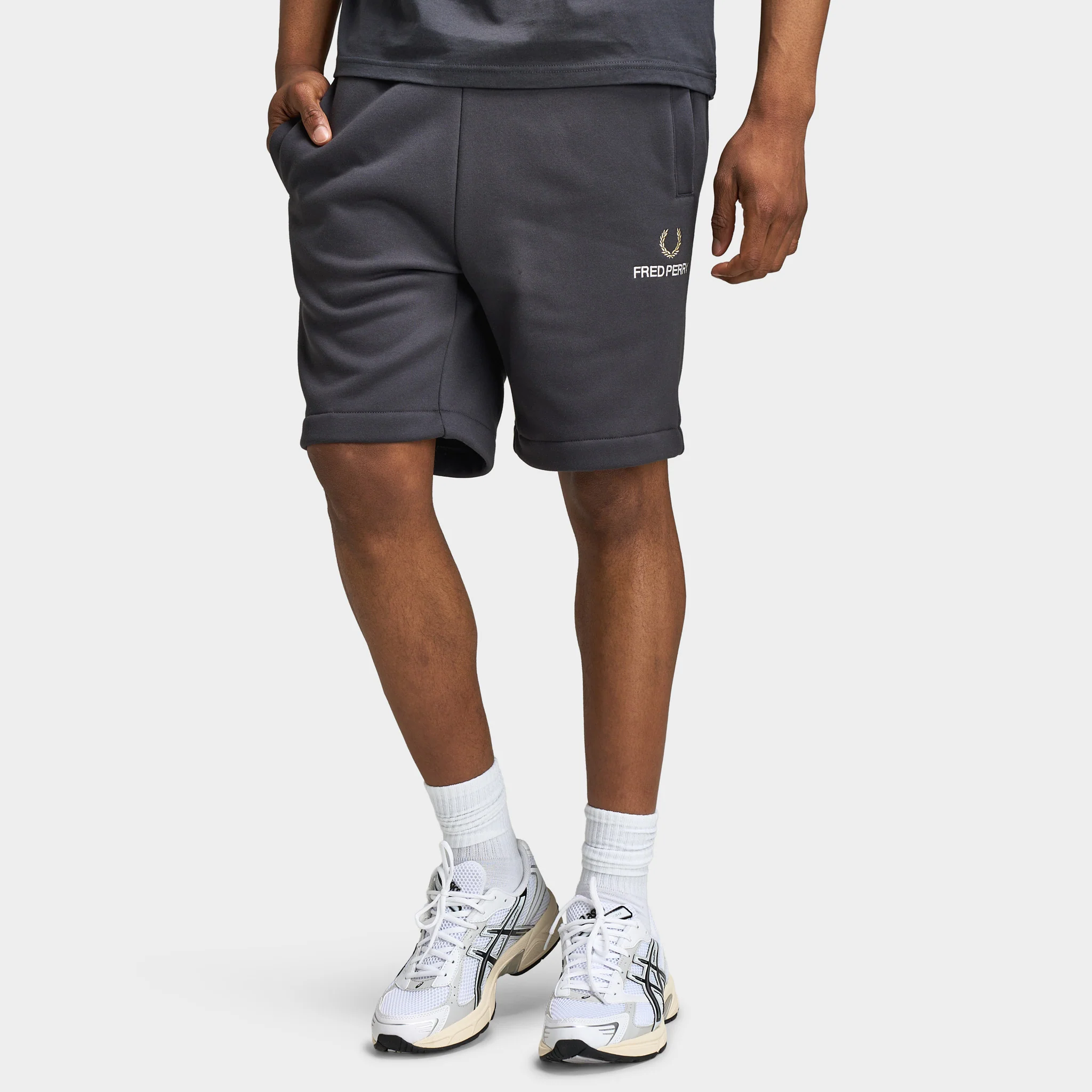 Fred Perry Stacked FLP Sweat Short / Anchor Grey
