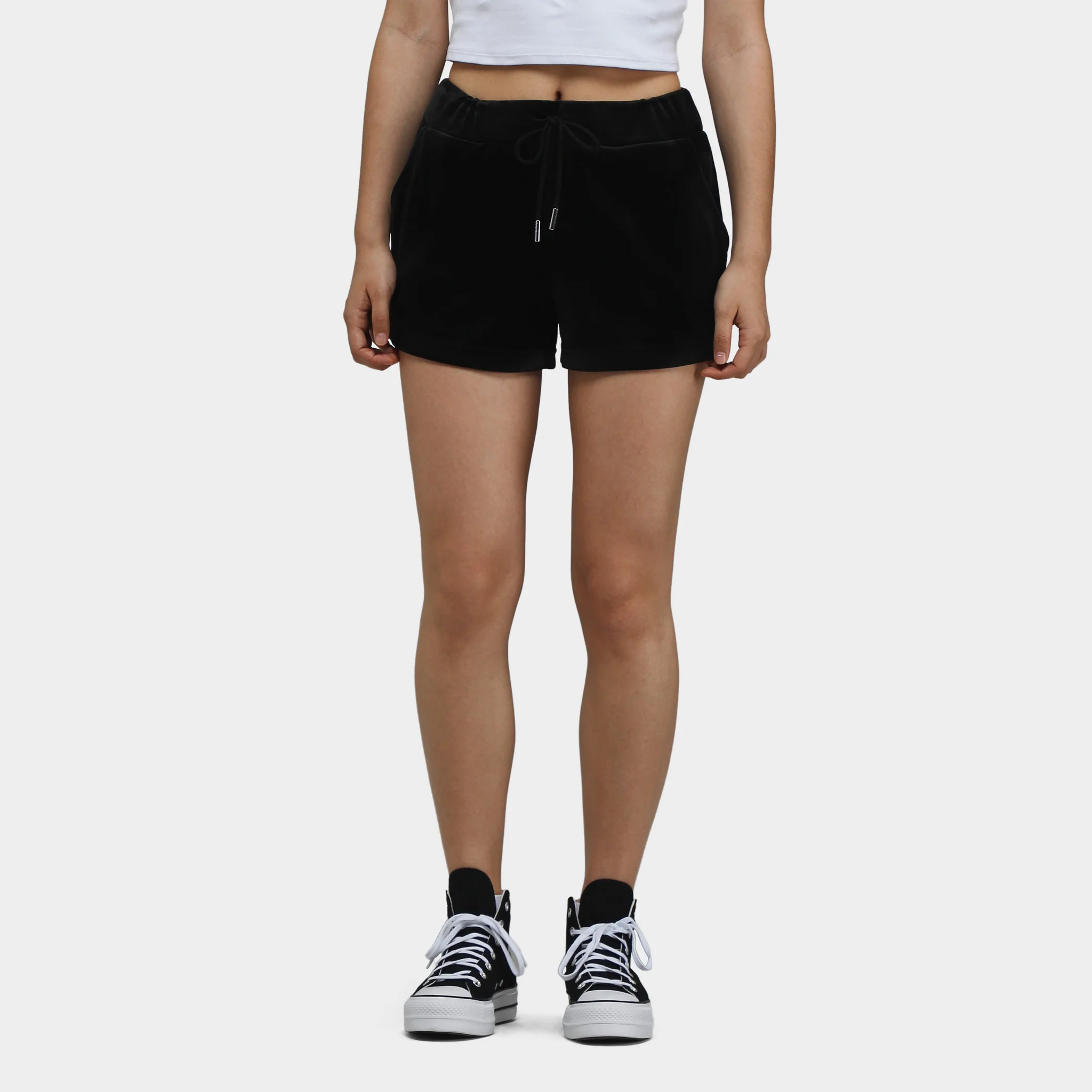 Juicy Couture Women's Classic Velour Shorts / Liquorice
