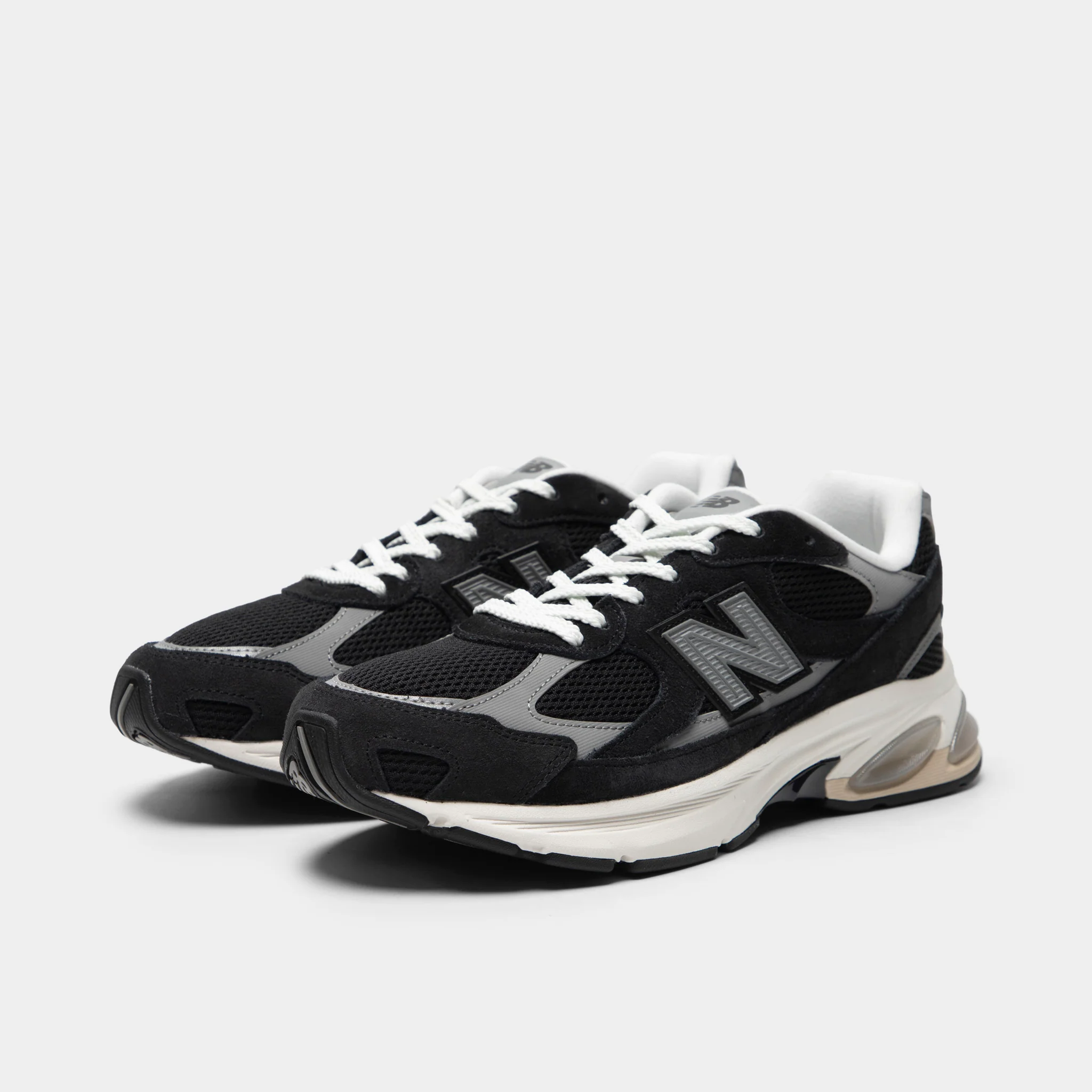 New Balance 2010 Black / Shadow Grey - Image 2