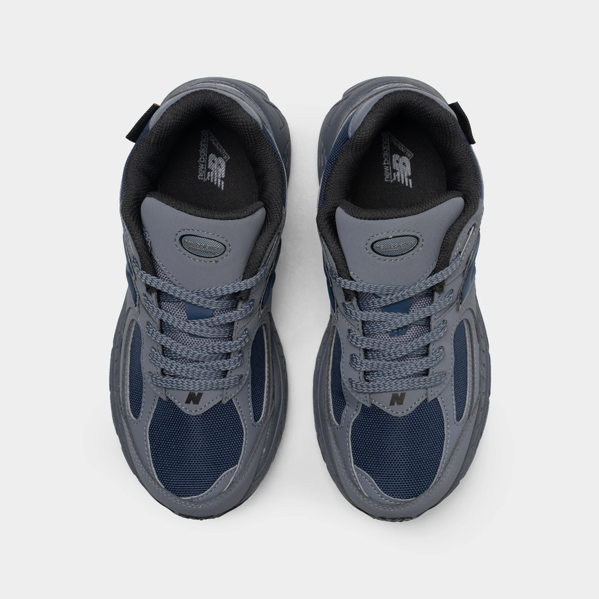 New Balance Juniors' 2002R / Dark Grey - Image 5