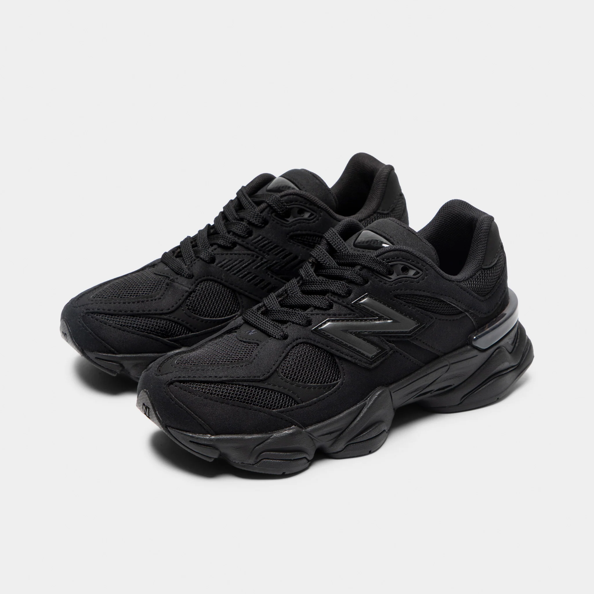 New Balance Juniors' 9060 Black / Phantom - Image 2