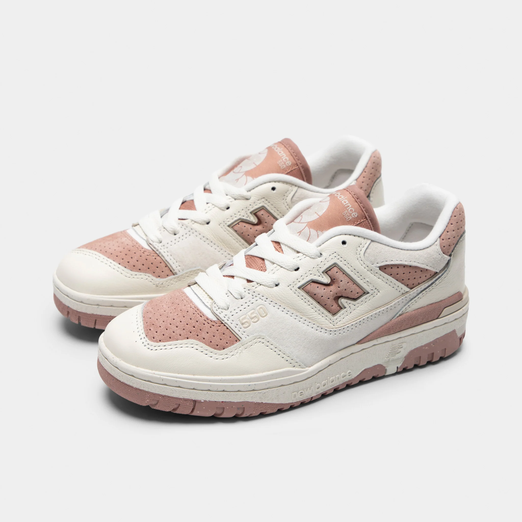 New Balance Women's 550 Sea Salt / Landslide - Image 2