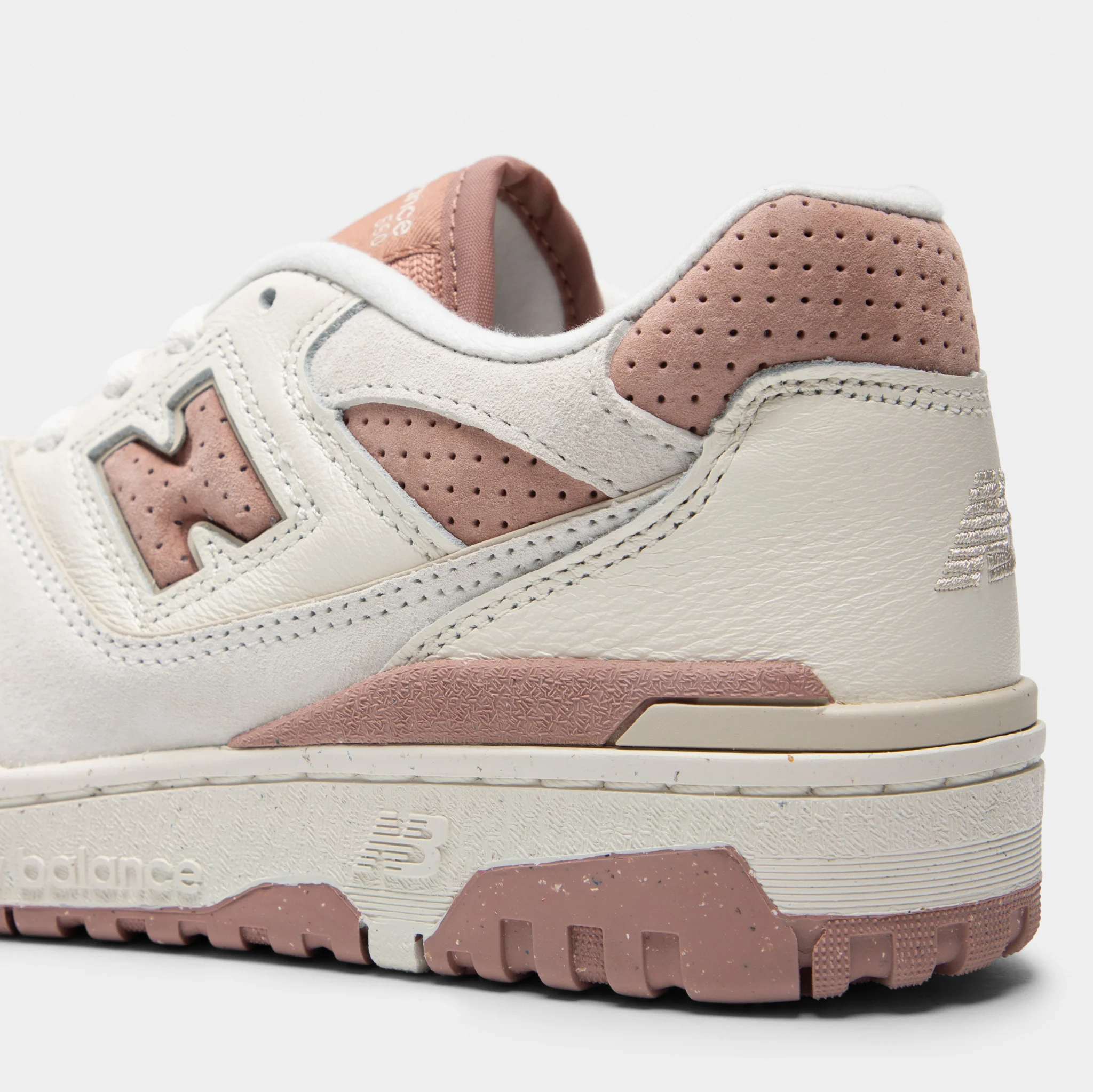 New Balance Women's 550 Sea Salt / Landslide - Image 3