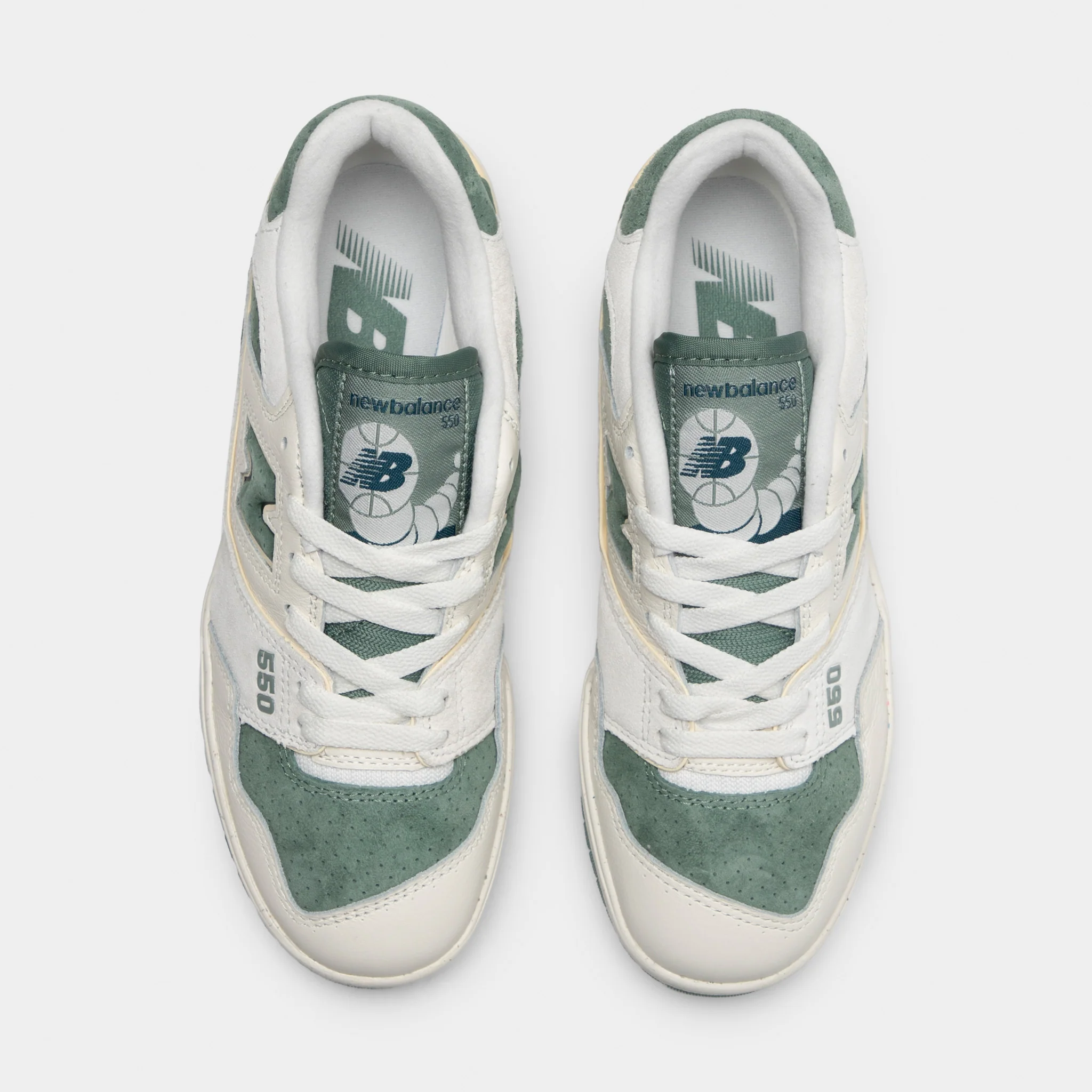 New Balance Women's 550 Sea Salt / Dark Juniper - Image 5