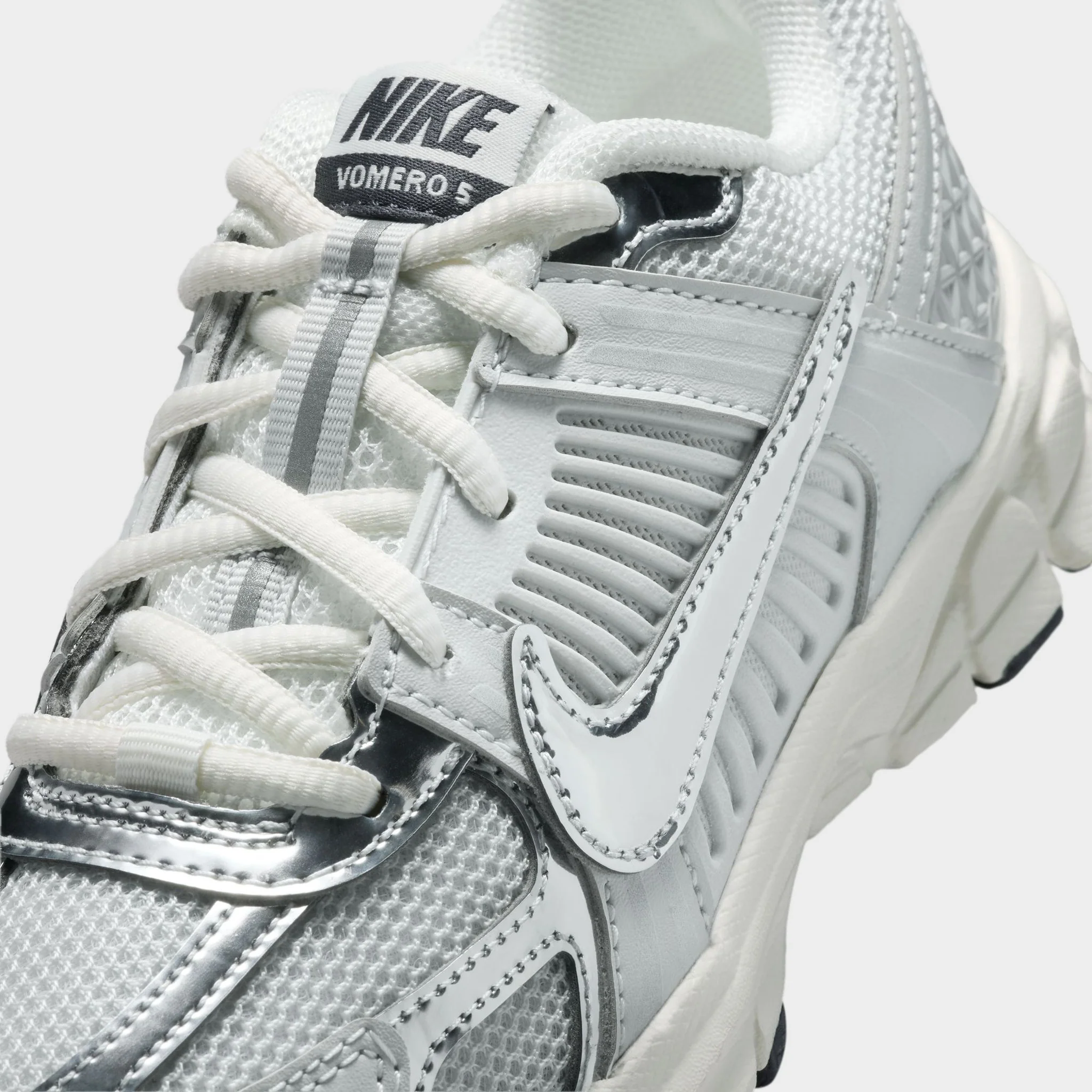Nike Vomero 5 PS Photon Dust / Chrome Gridiron - Sail - Image 3