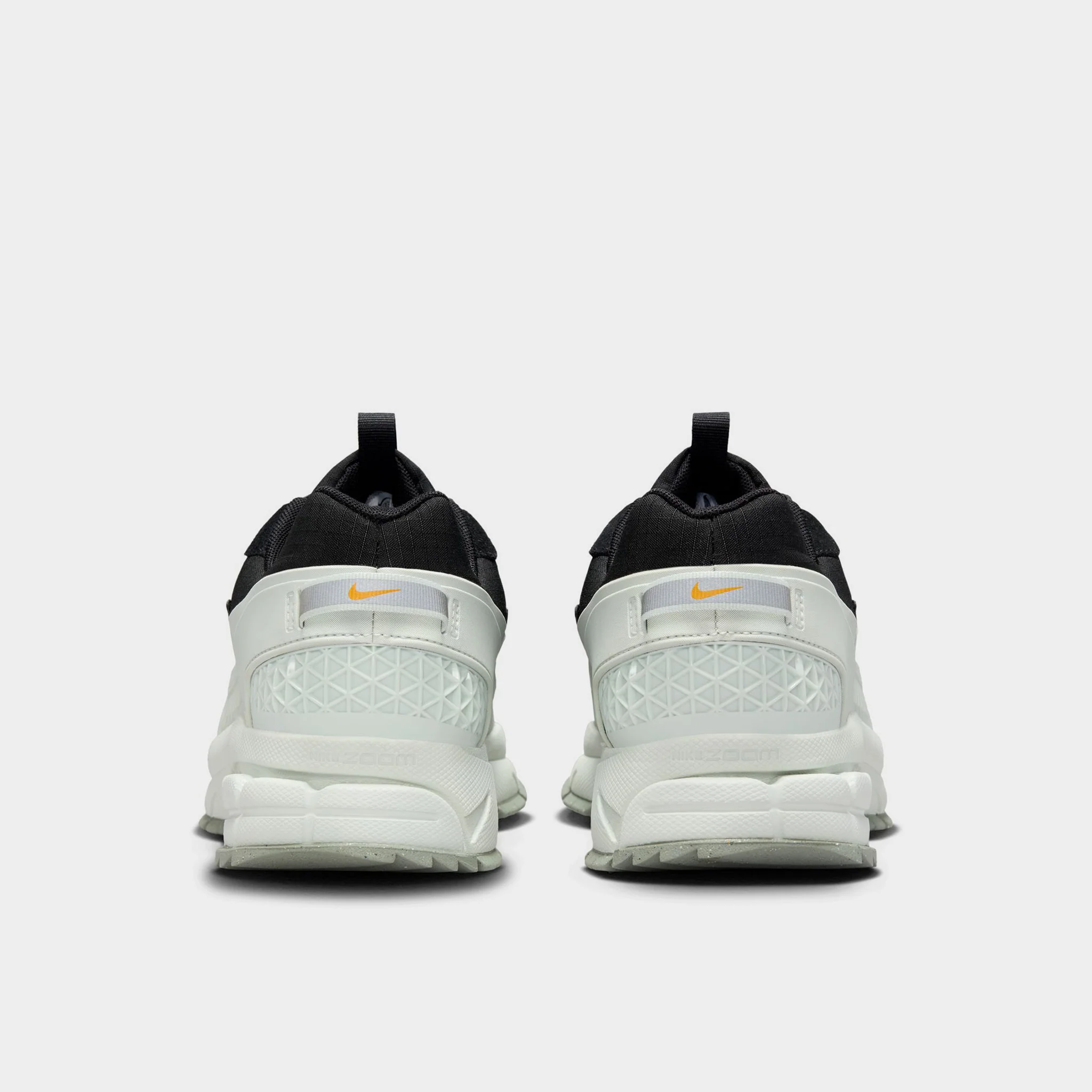 Nike Zoom Vomero Roam Black / Black - Light Silver - Image 4