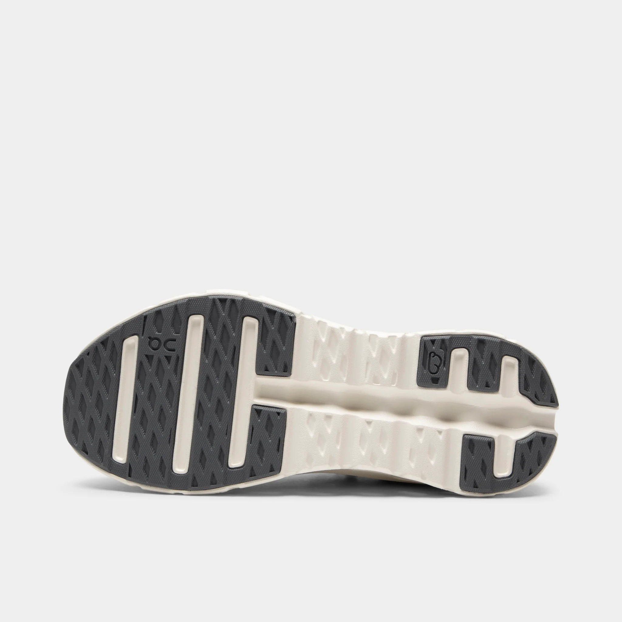 On Women's Cloudtilt Glacier / Ivory - Image 6